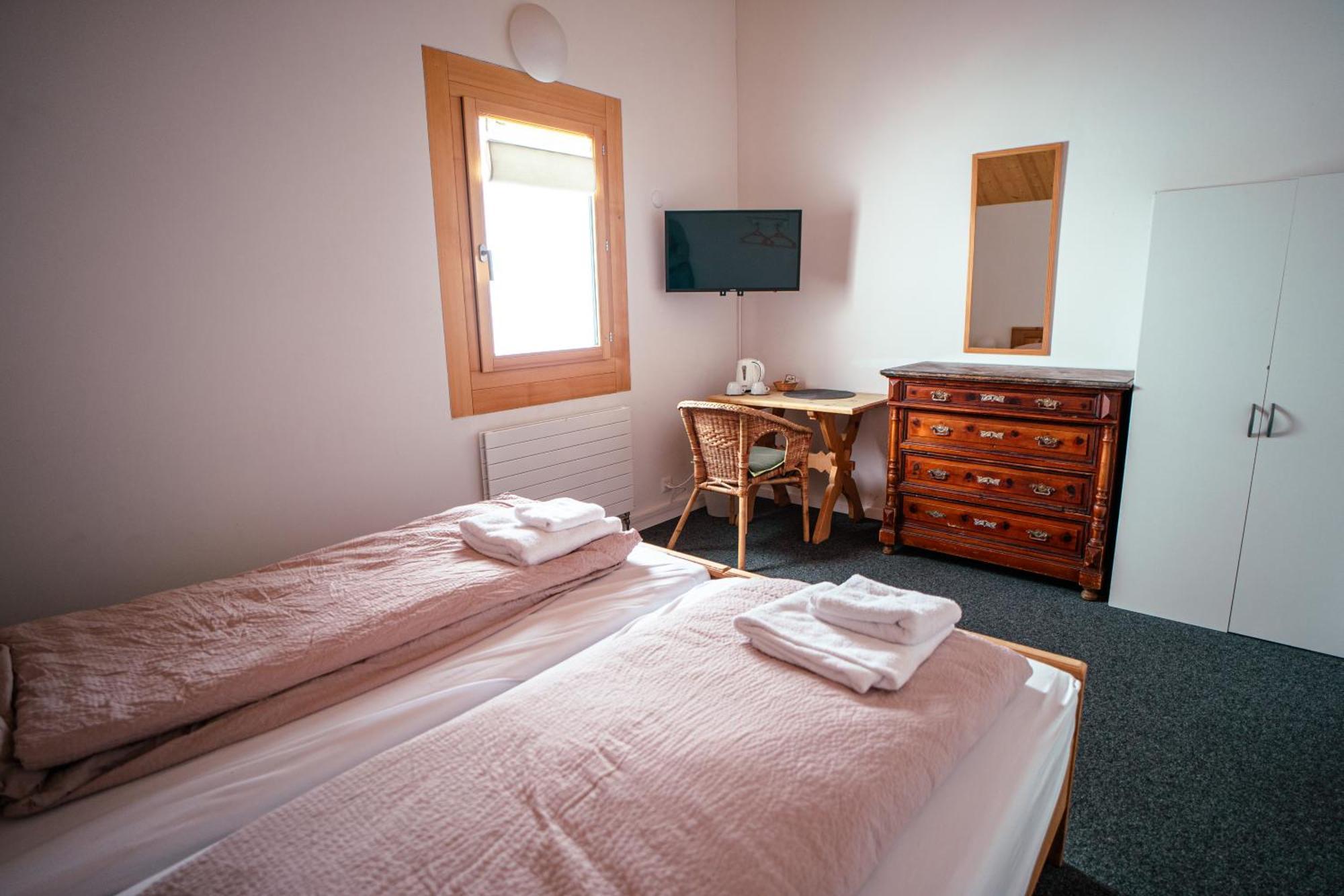 Hotel Ospizio La Veduta à Bivio Extérieur photo